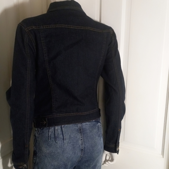 Jacket - Picture 3 of 4